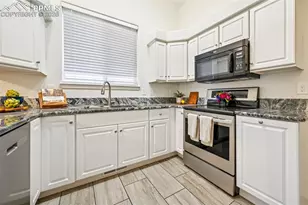 2114 Summerset Dr, Colorado Springs, CO 80920 - Photo 13