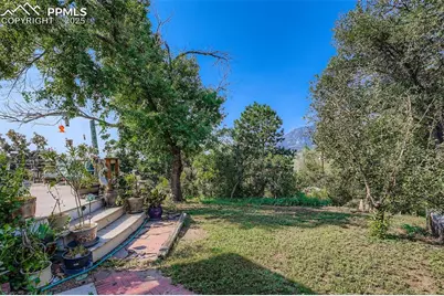 520 Crestridge Avenue, Colorado Springs, CO 80906 - Photo 23