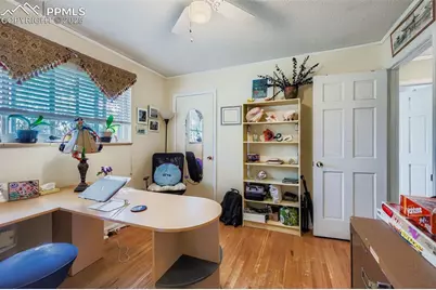 520 Crestridge Avenue, Colorado Springs, CO 80906 - Photo 13