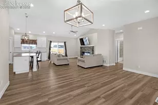 671 N Snyder Dr, Pueblo, CO 81007 - Photo 11