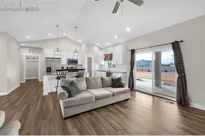 671 N Snyder Drive, Pueblo, CO 81007 - Photo 9