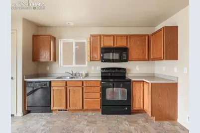 7674 Stetson Highlands Drive, Colorado Springs, CO 80923 - Photo 11