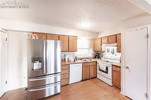 2516 Glen View Ave, Colorado Springs, CO 80904 - Photo 27