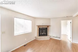 2516 Glen View Ave, Colorado Springs, CO 80904 - Photo 25