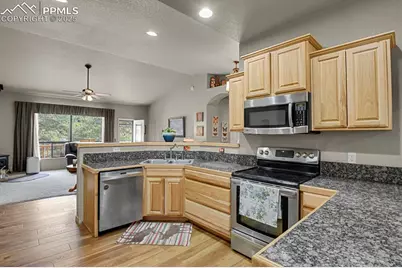 9 Kingston Circle, Florissant, CO 80816 - Photo 5