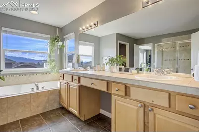 9060 Sky King Drive, Colorado Springs, CO 80924 - Photo 25