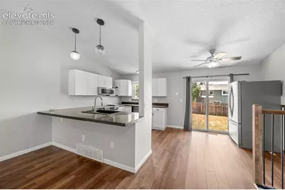 4475 Moonbeam Drive, Colorado Springs, CO 80916 - Photo 9