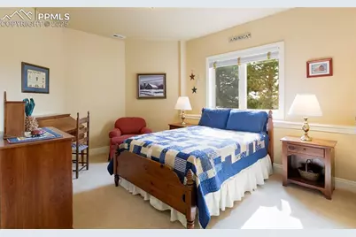 1635 Rockhurst Boulevard, Colorado Springs, CO 80918 - Photo 31