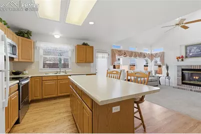 5720 Dalton Drive, Colorado Springs, CO 80919 - Photo 7