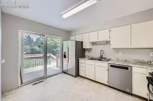 4518 Misty Dr, Colorado Springs, CO 80918 - Photo 9