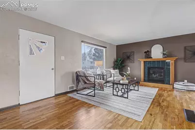 2415 W Uintah Street, Colorado Springs, CO 80904 - Photo 3