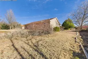 331 S Nicklaus Dr, Pueblo West, CO 81007 - Photo 35