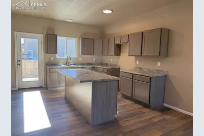 2314 Starboard Lane, Pueblo, CO 81008 - Photo 3