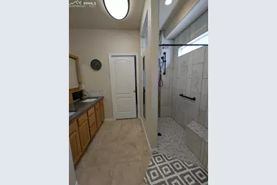 927 Champion Circle, Longmont, CO 80503 - Photo 19