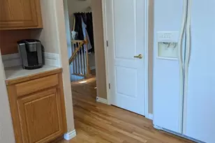 927 Champion Cir, Longmont, CO 80503 - Photo 7