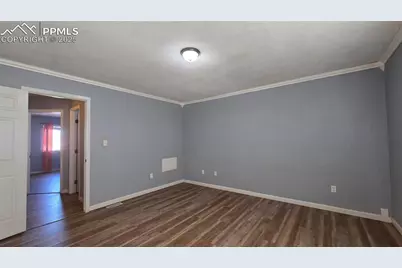 110 W Blakeland Drive, Pueblo, CO 81007 - Photo 23