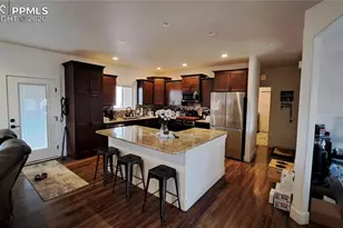 1194 E Gunpowder Ln, Pueblo, CO 81007 - Photo 5