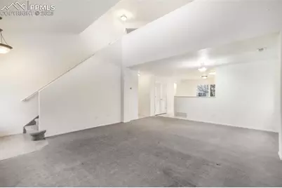 6226 Scottsbluff Drive, Colorado Springs, CO 80923 - Photo 3