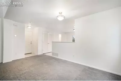 6226 Scottsbluff Drive, Colorado Springs, CO 80923 - Photo 11