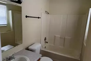 687-693 E Laporte Dr, Pueblo, CO 81007 - Photo 9