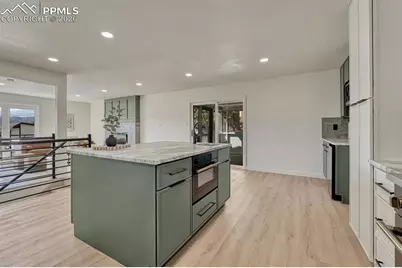 4770 Diamond Drive, Colorado Springs, CO 80918 - Photo 15