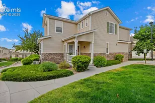4023 Diamond Ridge View, Colorado Springs, CO 80918 - Photo 3