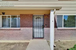 2133 Pepperwood Dr, Colorado Springs, CO 80910 - Photo 3