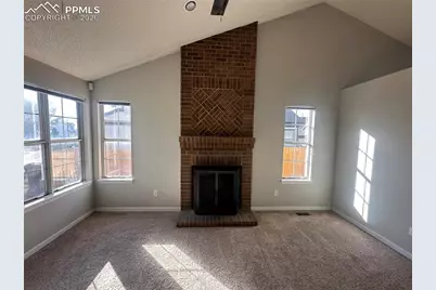 9320 Hazy Morning Drive, Colorado Springs, CO 80925 - Photo 5