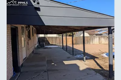 2128 Oakwood Lane, Pueblo, CO 81005 - Photo 17