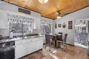 6310 Yvonne Way, Colorado Springs, CO 80918 - Photo 17