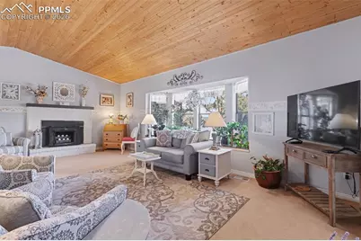 6310 Yvonne Way, Colorado Springs, CO 80918 - Photo 11