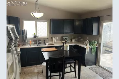 610 Superior Street, Colorado Springs, CO 80904 - Photo 7