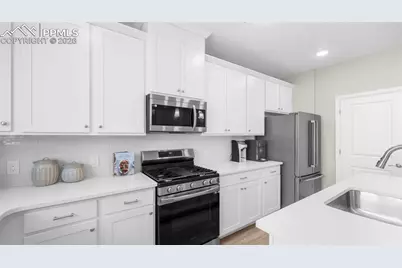 3460 Drumlin Grove, Colorado Springs, CO 80907 - Photo 11