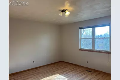 3550 Summer Breeze Drive, Colorado Springs, CO 80918 - Photo 7