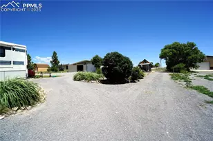 461 E Fredonia Dr, Pueblo, CO 81007 - Photo 49