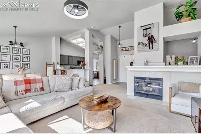 615 Sand Creek Drive, Colorado Springs, CO 80916 - Photo 9