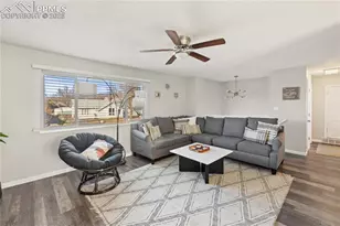 2262 Pear St, Canon City, CO 81212 - Photo 5