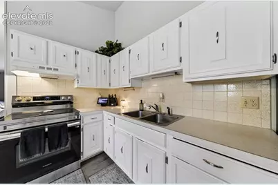70 Bridle Trail, Pueblo, CO 81005 - Photo 7