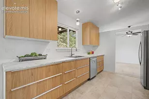 6395 Pulpit Rock Dr, Colorado Springs, CO 80918 - Photo 9