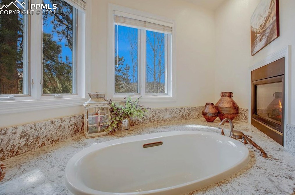 725 Sun Valley Dr, Woodland Park CO 80863-9089 exterior