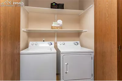 3273 Hearthridge Circle, Colorado Springs, CO 80918 - Photo 25