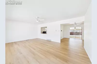 522 Ponderosa Drive, Colorado Springs, CO 80911 - Photo 5