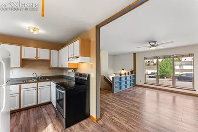 2775 El Capitan Drive, Colorado Springs, CO 80918 - Photo 11