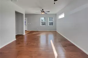 5214 Dovetail Ln, Colorado Springs, CO 80916 - Photo 3