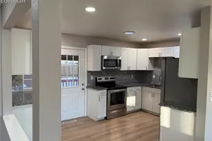 2511 Sonoma Dr, Colorado Springs, CO 80910 - Photo 9