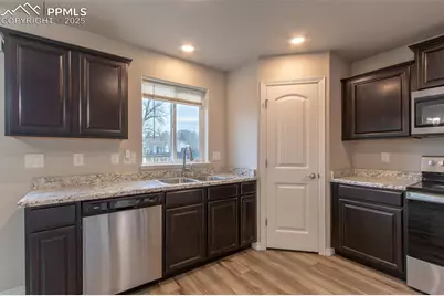 5352 Hammond Drive, Colorado Springs, CO 80915 - Photo 7