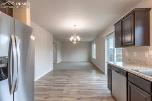 5352 Hammond Dr, Colorado Springs, CO 80915 - Photo 9