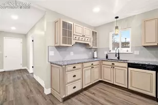 1608 Mt View Ln, Colorado Springs, CO 80907 - Photo 19