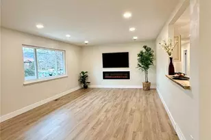 1608 Mt View Ln, Colorado Springs, CO 80907 - Photo 9