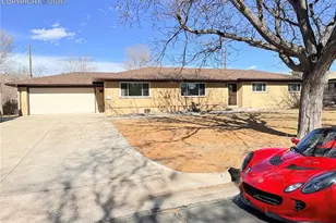 1608 Mt View Ln, Colorado Springs, CO 80907 - Photo 1